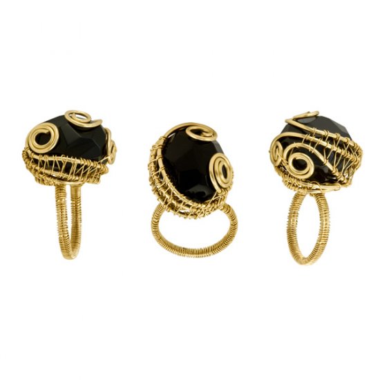 Black Onyx Eve Ring in Gold