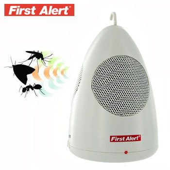 FIRST ALERT® PORTABLE ULTRASONIC PEST REPELLER