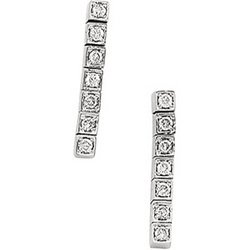 14K White Gold Diamond Earring