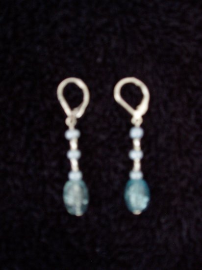 baby blue glass bead earring