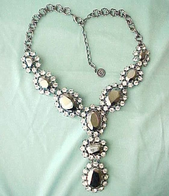 Fabulous Diva Designer GRAZIANO Rhinestone Necklace Hematite and Clear
