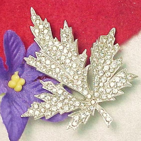 Vintage Signed Brooch Encrusted Brilliant Clear Rhinestones Figural Leaf
