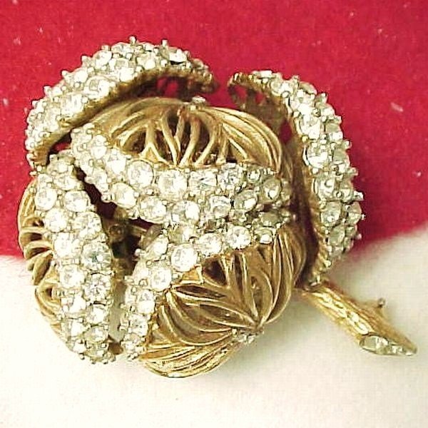 Designer Signed CINER Dazzling Rhinestones Large Flower / Floral Brooch