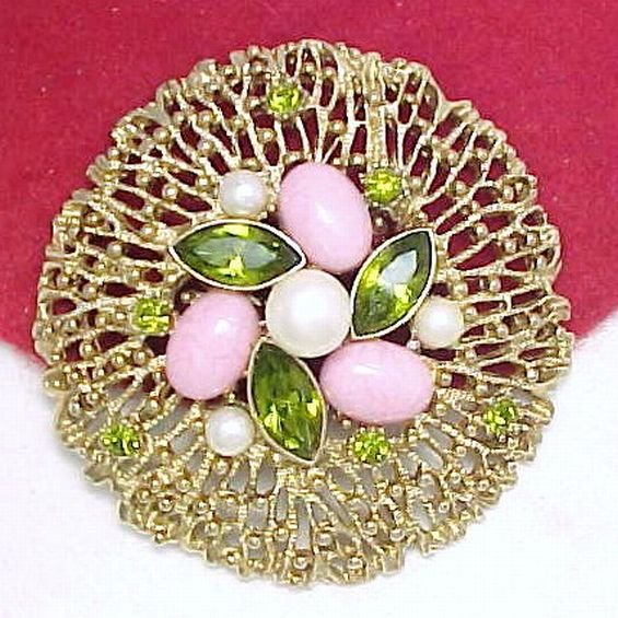 SARAH COVENTRY Brooch Pink Cabochons, Peridot Green Rhinestones, Pearls Huge 2 3/4 inch