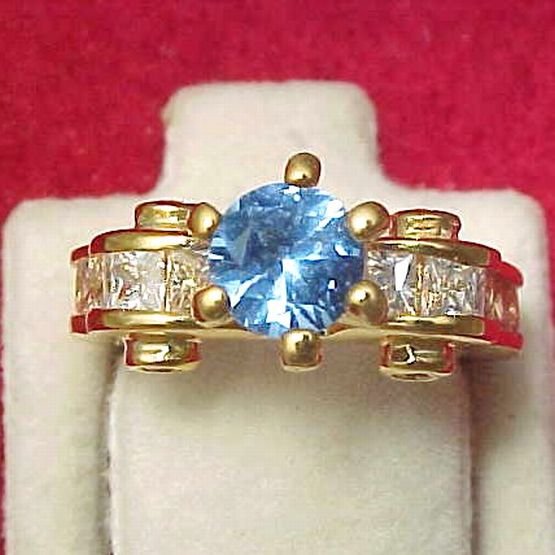 Gorgeous Signed LIND Blue and Clear Rhinestone Cocktail Ring Size 5 GLITZ