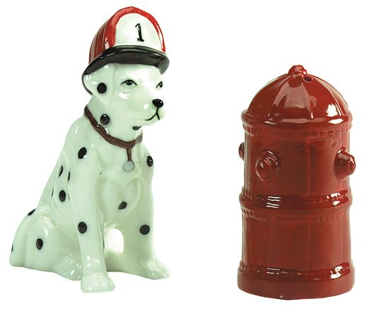 Dog And Hydrent Salt And Pepper Shaker