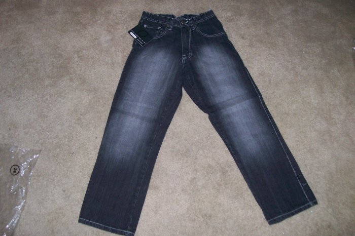 NWT MEN'S "QRUEL" JEANS SZ. 28/30...STYLISH & TRENDY!