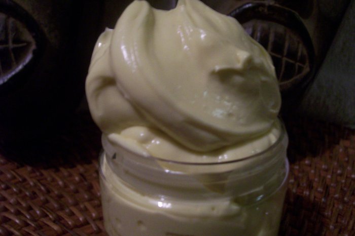 (5 BUTTER) AFRICAN HEALING HAIR BUTTAH® -16 ingredients, each lending UNIQUE benefits to your hair!