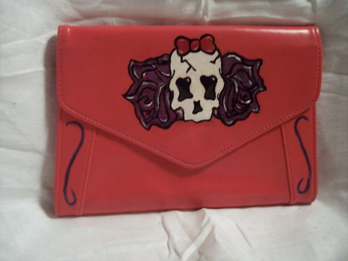 Skull and Roses clutch