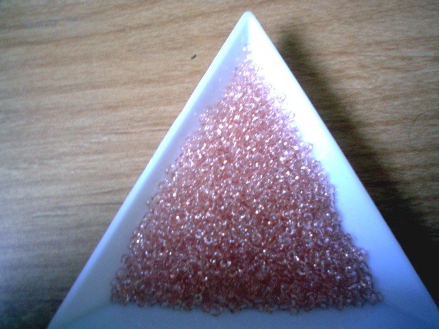 Size 11 Matsuno seed beads transparent peach 15 grams