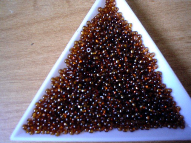 Size 11 Matsuno seed beads transparent root beer 15 grams