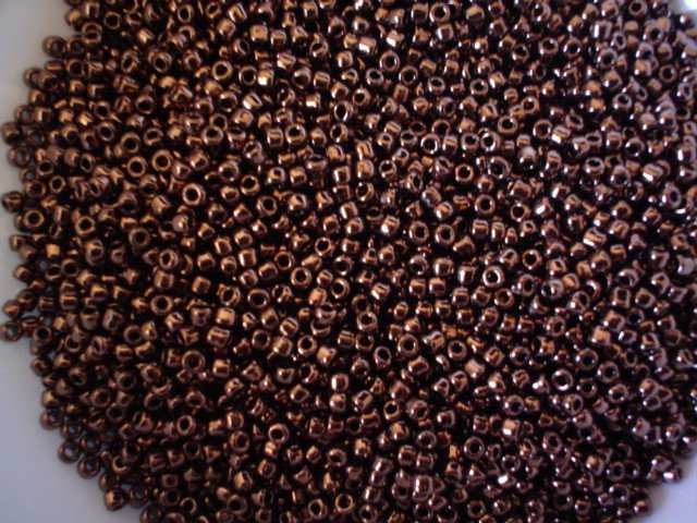 Size 8 seed beads Opaque Bronze 15 grams
