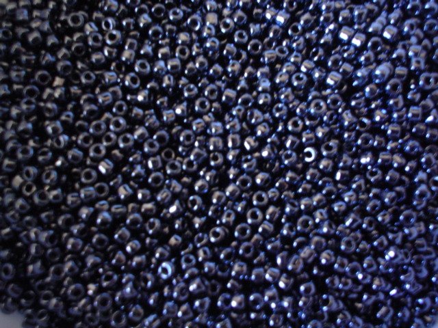 Size 8 seed beads Opaque Gunmetal 15 grams