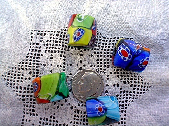 Handmade glass Venetian style flower beads short drum pack of 4