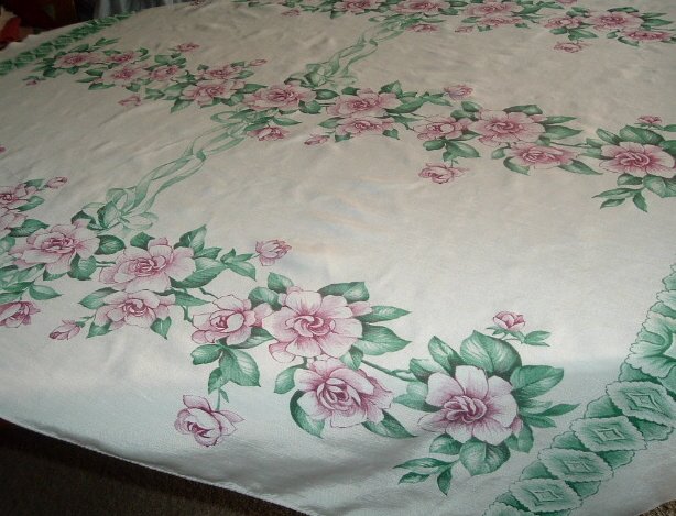 VINTAGE TABLECLOTH PINK FLORALS RIBBONS DETAILED BORDERS