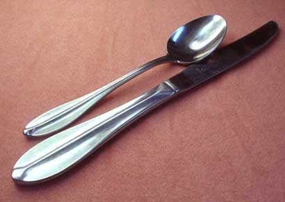 ONEIDA RHODES TEASPOON & PLACE KNIFE NORTHLAND STAINLESS FLATWARE SILVERWARE