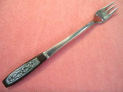 ONEIDA OHS 246 OHS246 BROWN WOOD SEAFOOD FORK ACHIEVEMENT STAINLESS FLATWARE SILVERWARE