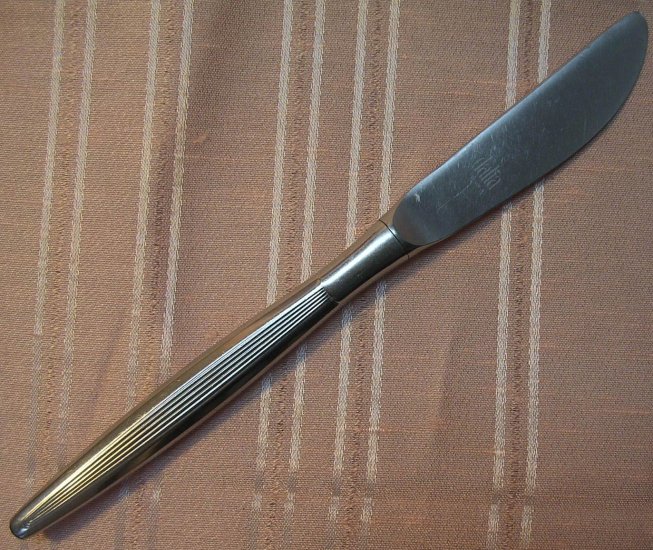DALIA TOLEDO PLACE KNIFE STAINLESS FLATWARE SILVERWARE