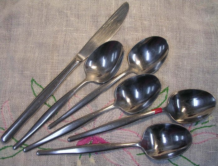 REED & BARTON SUGARBUSH 4 PLACE SPOONS & KNIFE SELECT STAINLESS FLATWARE SILVERWARE