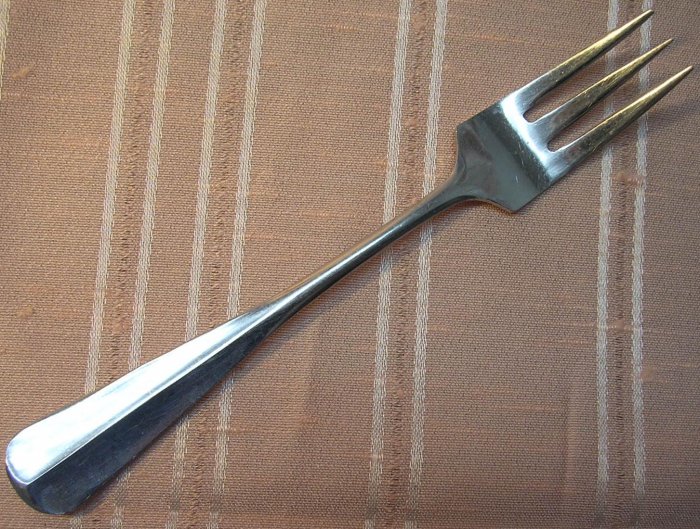 TOWLE FB ROGERS ARDSLEY SALAD FORK STAINLESS FLATWARE SILVERWARE
