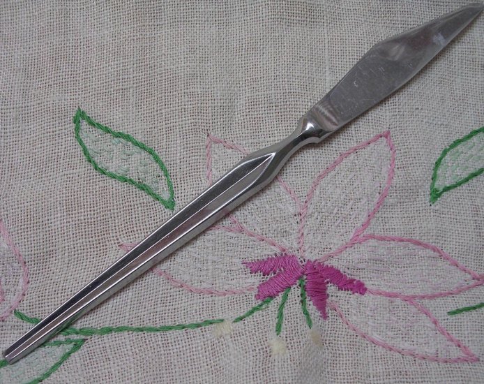 STANLEY ROBERTS SRI ANTIGUA PLACE KNIFE STAINLESS FLATWARE SILVERWARE