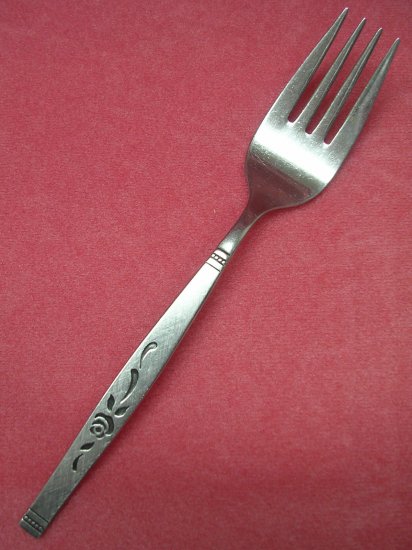 ONEIDA ROSEWOOD ROSE WOOD SALAD FORK ONEIDAWARE STAINLESS FLATWARE SILVERWARE