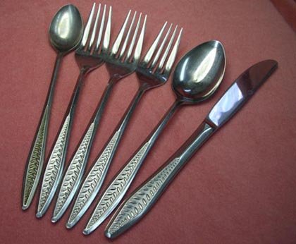 NATIONAL NASCO SANTIAGO 8pc STAINLESS FLATWARE SILVERWARE