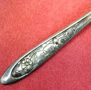 INTERNATIONAL MERIDEN BELOVED 1960 SEAFOOD FORK SILVERPLATE FLATWARE