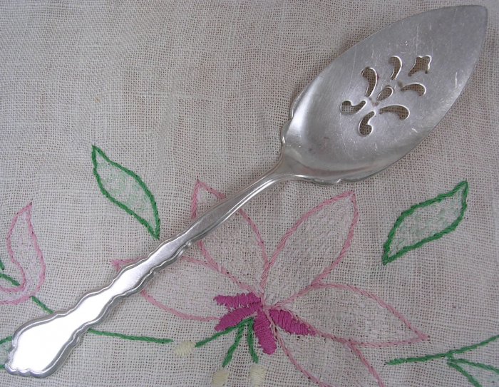 ONEIDA COMMUNITY DUET DESSERT SERVER 1980 FLATWARE SILVERWARE SILVERPLATE