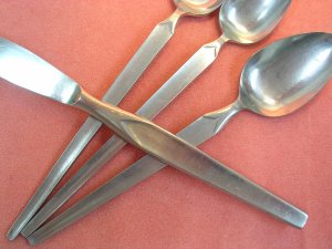 SRI STANLEY ROBERTS CORTINA 3 SPOONS +1 KNIFE STAINLESS FLATWARE SILVERWARE