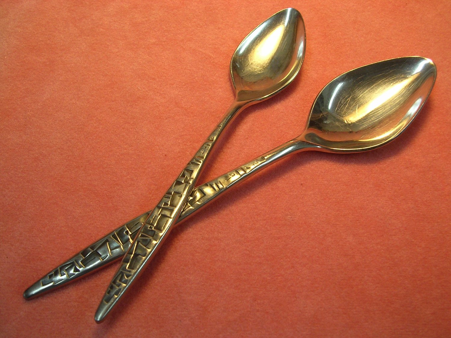 INTERNATIONAL AZTEC CORTEZ TEA & PLACE SPOONS LYON STAINLESS FLATWARE SILVERWARE