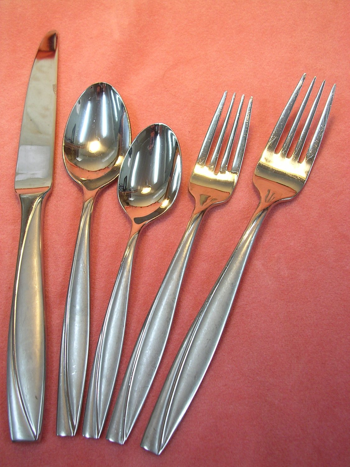 ONEIDA CAMLYNN 5piece/1 PLACE SETTING STAINLESS FLATWARE SILVERWARE
