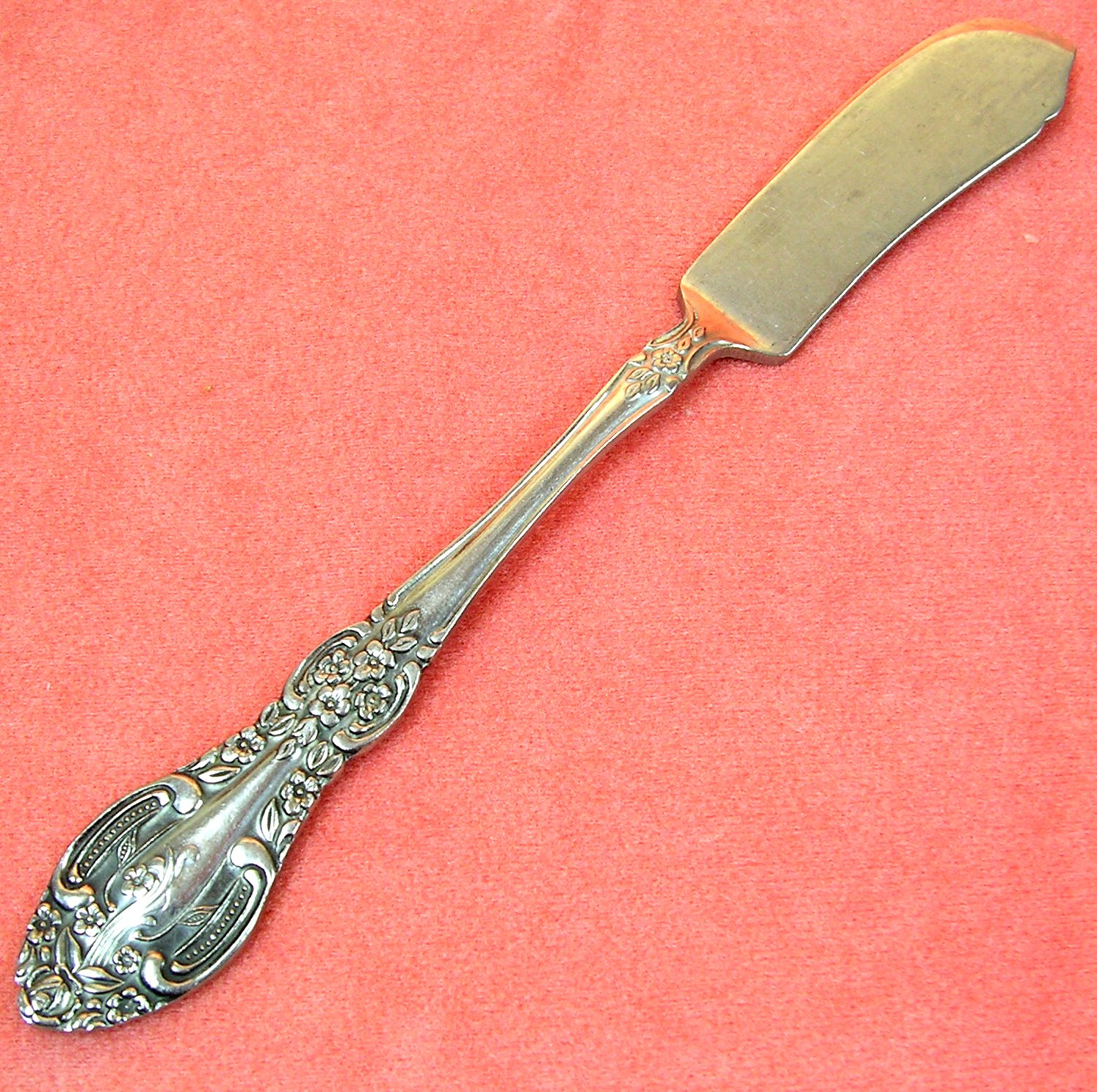 SPRINGTIME STAINLESS SPREADER JAPAN FLATWARE SILVERWARE