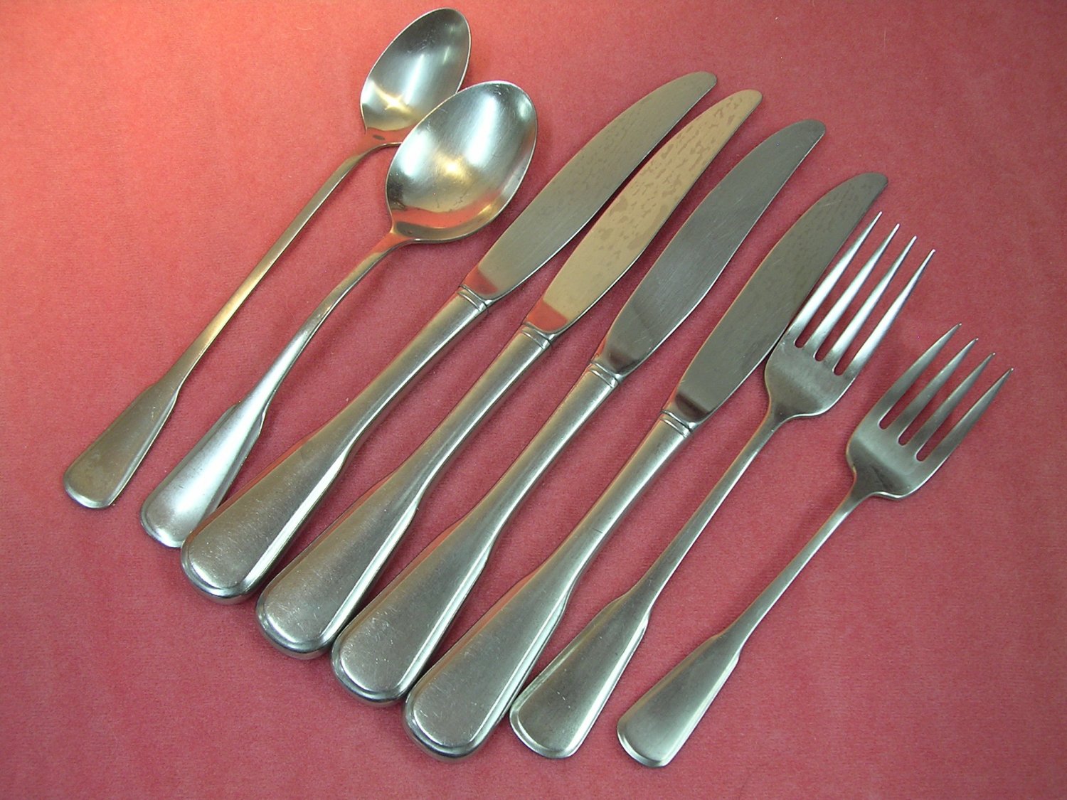 ONEIDA YORKTOWN COLONIAL SQUARE 8pc SSS STAINLESS FLATWARE SILVERWARE