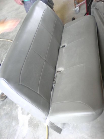 Van Seats 2004 Ford E-350 ***Reduced $100 off price***