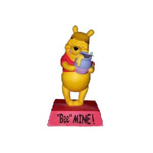 WINNIE THE POOH "Bee Mine!" (Statuetta) / €.15,99