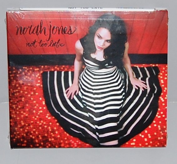 Norah Jones Not Too Late CD