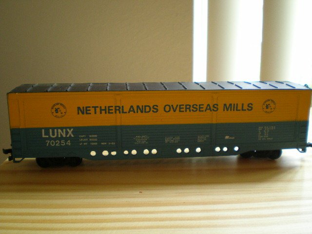Bachman HO Netherlands Overseas Mills #70254