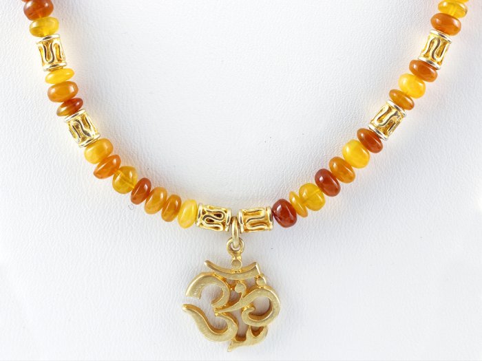 Necklace Austrian OPALS, Gold OM OHM