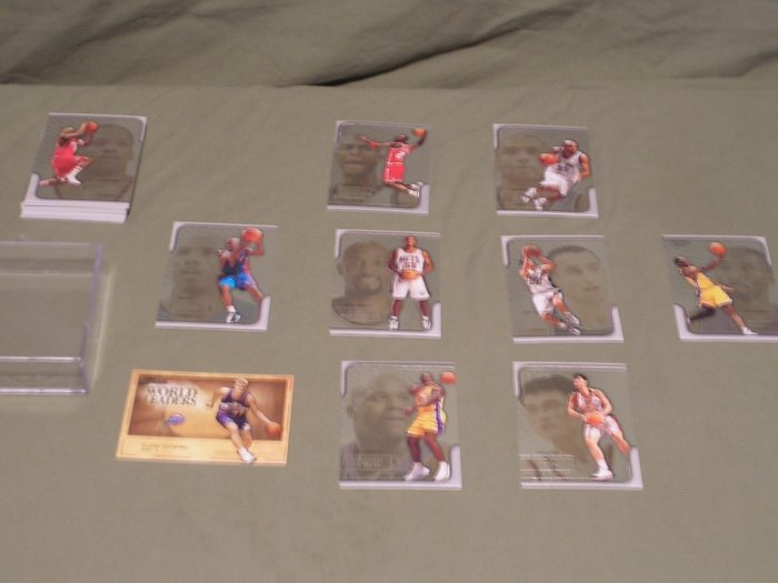 Lot of 30 NBA 2003-2004 Fleer Flair Trading Cards
