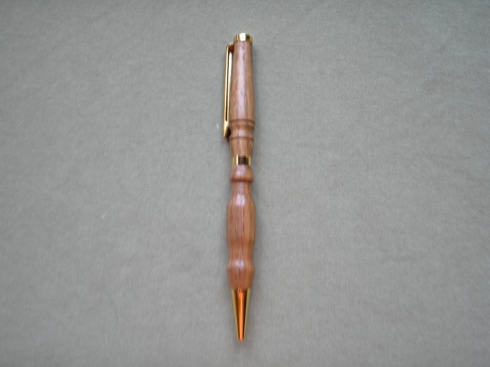 Handmade Oak Pen!