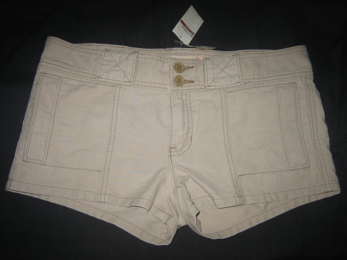 Hollister Khaki Shorts Size 11 New with tags