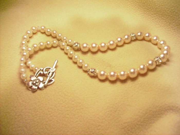 GLASS PEARL NECKLACE SET