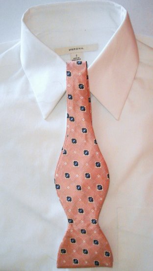MEN'S SILK SELF-TIE BOW TIE - FREE SHIPPING WORLDWIDE!