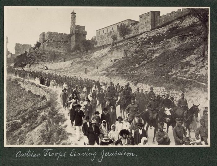 World War I in Palestine and the Sinai,CD,240 photos,Men,Equipment,Places.FREE SHIPPING.