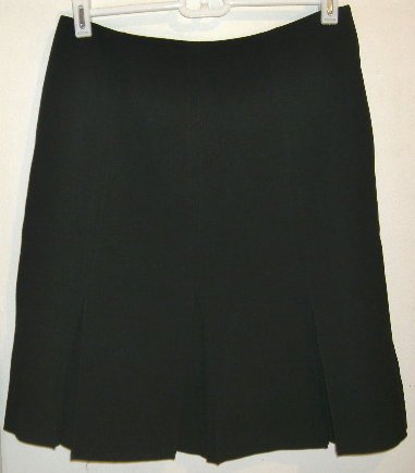 Larry Levine Stretch Pleated Black Skirt Size 8