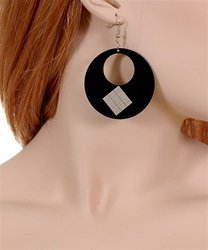earring