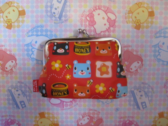 Cram Cream Honey Bears Pouch