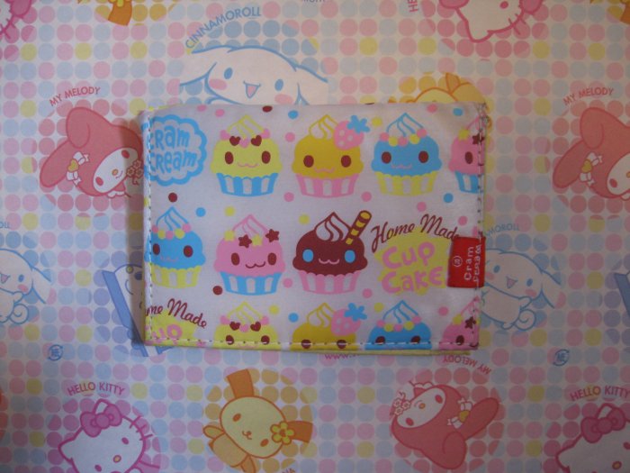 Cram Cream Cupcakes ID Case