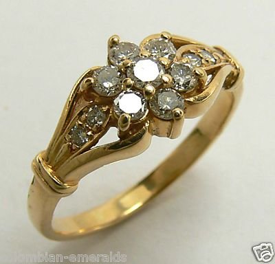 14K YELLOW GOLD DIAMOND FLOWER RING